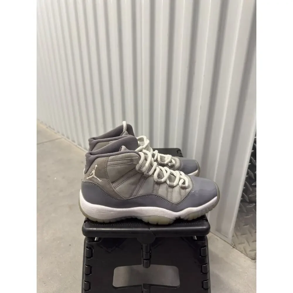 Nike Air Jordan 11 Cool Grey Medium White 2021 Size 6y GS - 378038-005
